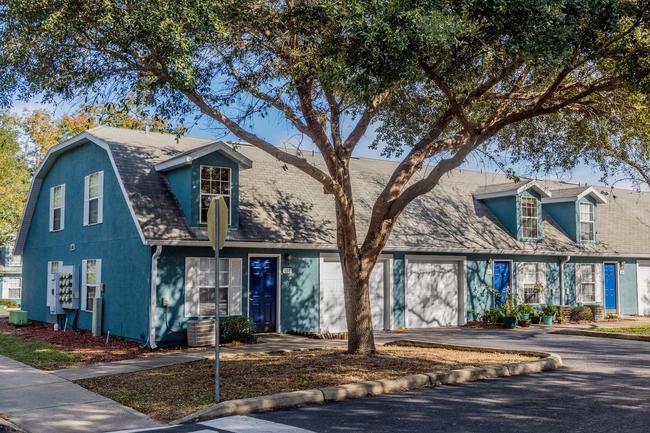 Carriage House Townhomes - 29 Reviews | Ocala, FL Apartments for Rent