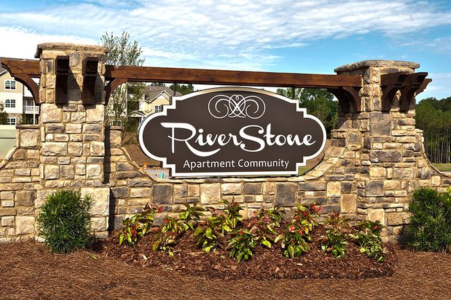 Riverstone Apartment Community 22 Reviews Macon Ga Apartments For Rent Apartmentratings C